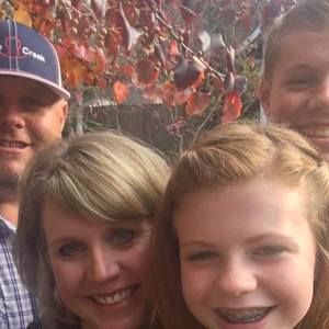 Meet your Posher, Laura